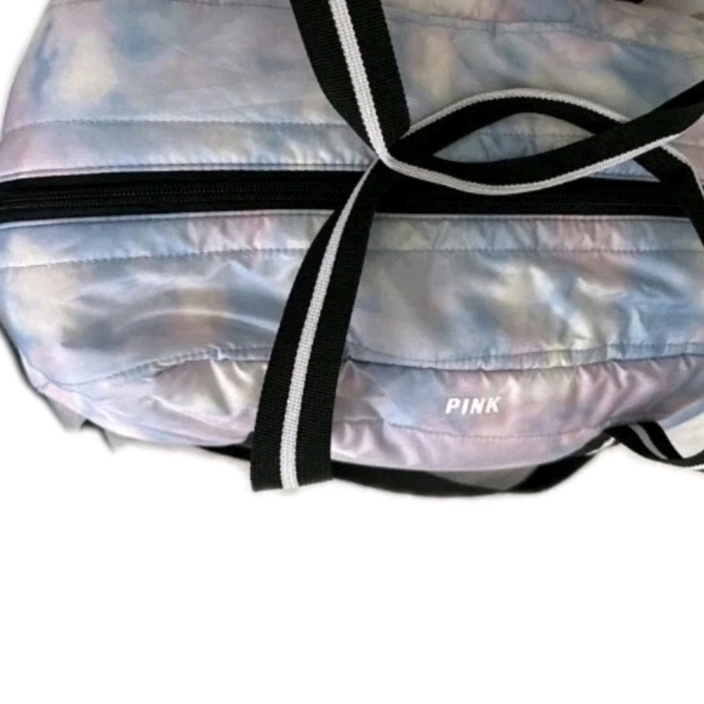 Victoria’s Secret PINK Duffel Weekender Travel Bag Blue Quilted Tie Dye Strap 💵 - Picture 5 of 10